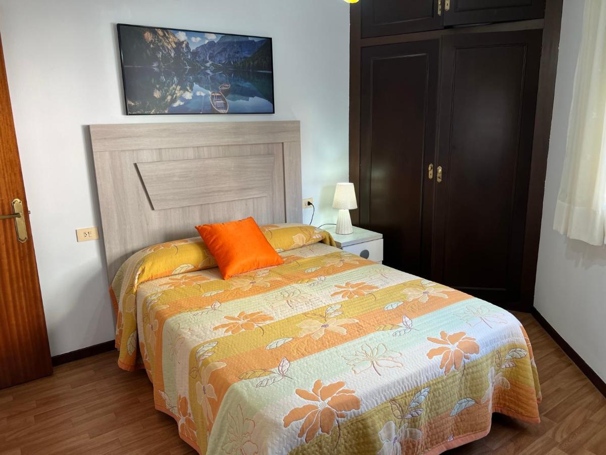 Apartamentos Galicia Norte Porto de Espasante Kültér fotó