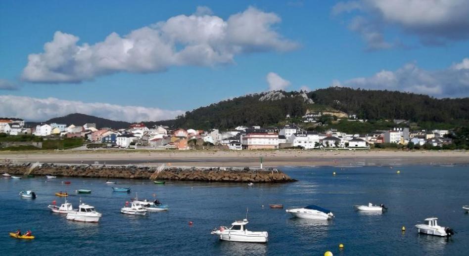 Apartamentos Galicia Norte Porto de Espasante Kültér fotó